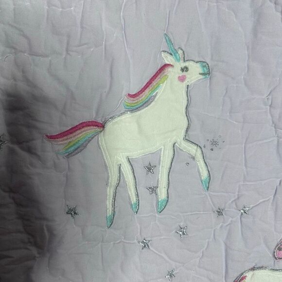 Pottery Barn Kids Rainbow Unicorn Quilt Lavender Purple Size Twin - Picture 9 of 13